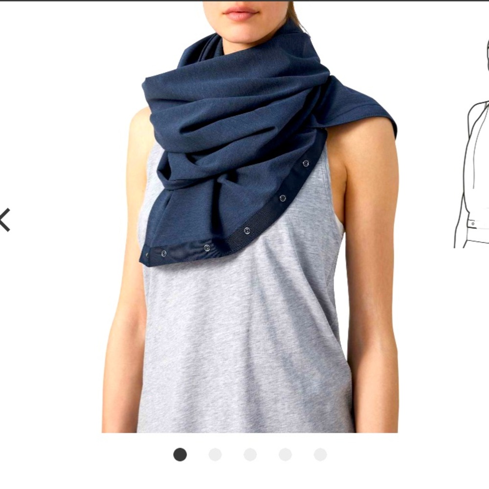 Lululemon Vinyasa Scarf Navy